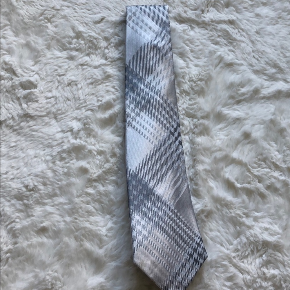 Gray Express tie